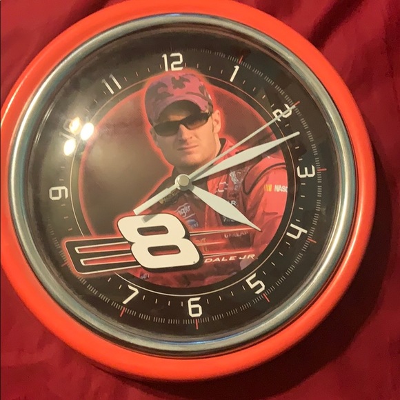 Dale jr clock - Picture 1 of 2